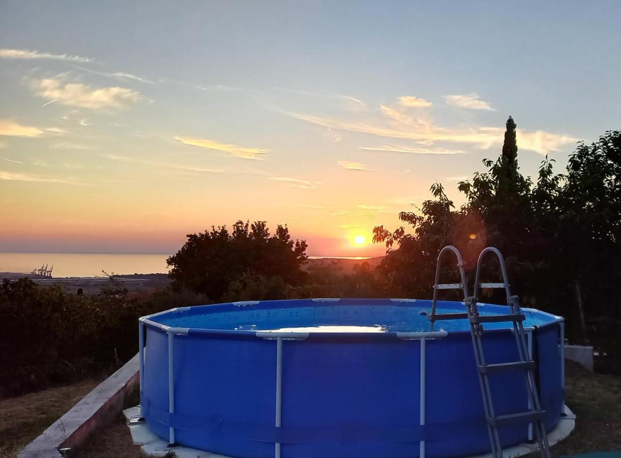 Apartma Nona Roza Zgornje Skofije Esterno foto