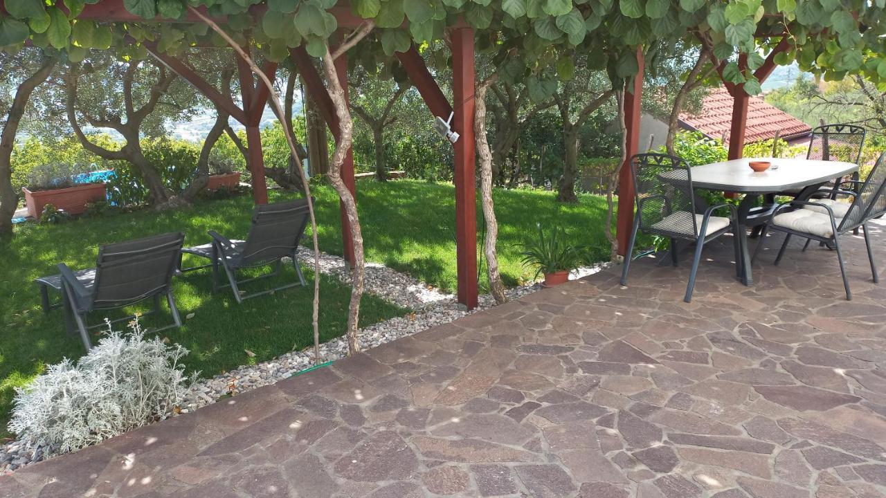 Apartma Nona Roza Zgornje Skofije Esterno foto